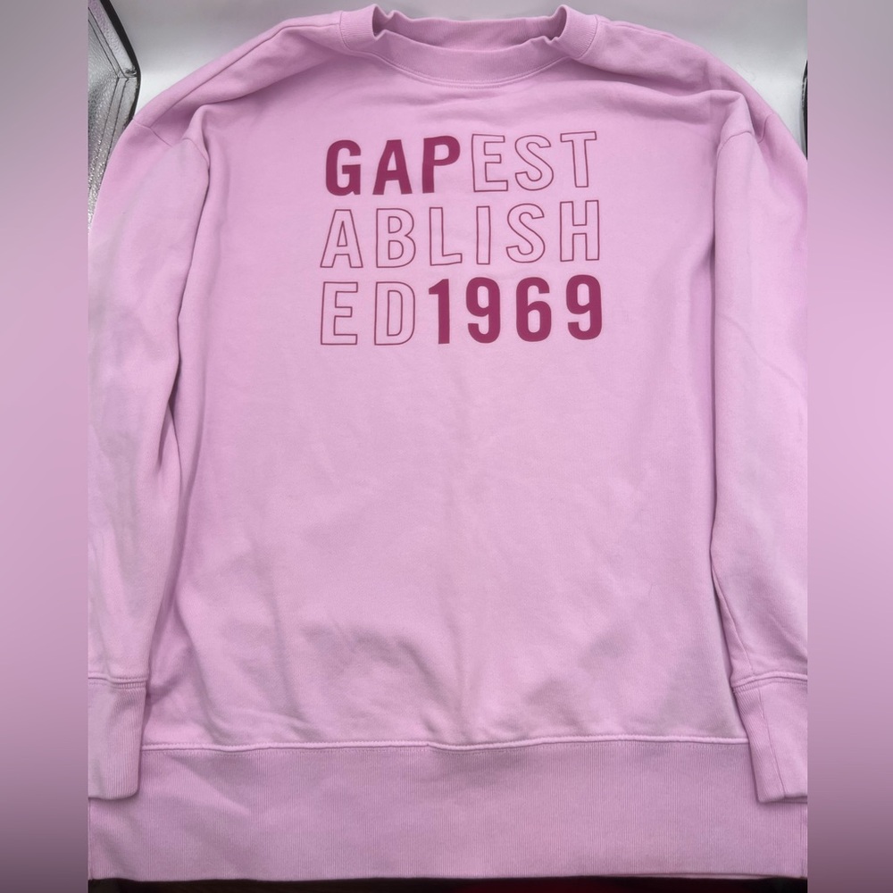 GAP Pullover Sweater